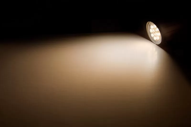 20W Knuckle Mount LED Spot Light - 60° Beam - Bullet Style - 70W MH Equivalent - 12V AC/DC - 2300 Lumens - 3000K 5 20W Knuckle Mount LED Spot Light - 60° Beam - Bullet Style - 70W MH Equivalent - 12V AC/DC - 2300 Lumens - 3000K - Image 5