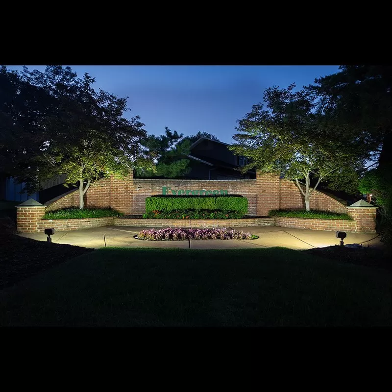 70W LED Flood Light With Slipfitter Mount - 8,400 Lumens - 250W Metal Halide Equivalent - 5000K 5 70W LED Flood Light With Slipfitter Mount - 8,400 Lumens - 250W Metal Halide Equivalent - 5000K - Image 5