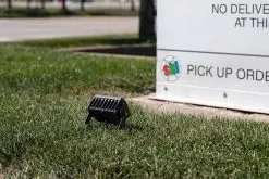 15W LED Flood Light With Yoke Mount - 1800 Lumens - 5000K -Lighting Decoration Store afl 50k15 110 u close up u bracket mount