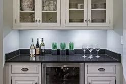 LED Light Bar - Under Cabinet Lighting - 135 Lm/ft - 12V - Barrel Connector - 3000K - 18" 17 LED Light Bar - Under Cabinet Lighting - 135 Lm/ft - 12V - Barrel Connector - 3000K - 18" -Lighting Decoration Store eglb xkx 12v application3 updated2