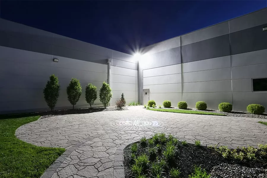 240W LED High Power Area Flood Light - 1000W Equivalent - 33,600 Lumens - Cool White 7 240W LED High Power Area Flood Light - 1000W Equivalent - 33,600 Lumens - Cool White - Image 7