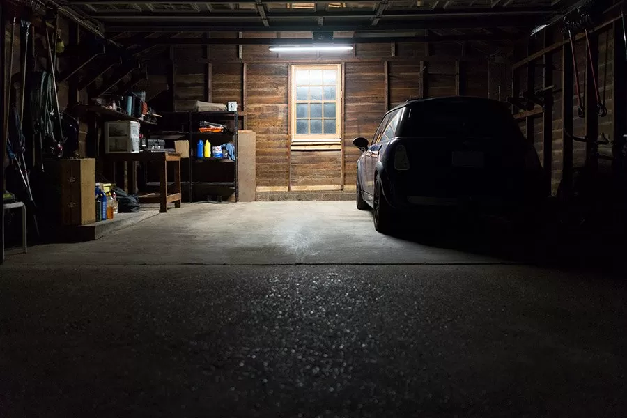 50W Vapor Tight LED Strip Light - 4' Long - 6,100 Lumens - 4000K/5000K 14 50W Vapor Tight LED Strip Light - 4' Long - 6,100 Lumens - 4000K/5000K - Image 14