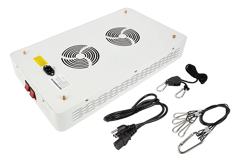 390W Full-Spectrum LED Grow Light - 12-Band Multi Spectrum - Selectable Vegetation And Bloom Switches - GLR-390W12F-VBD 3 390W Full-Spectrum LED Grow Light - 12-Band Multi Spectrum - Selectable Vegetation And Bloom Switches - GLR-390W12F-VBD - Image 3