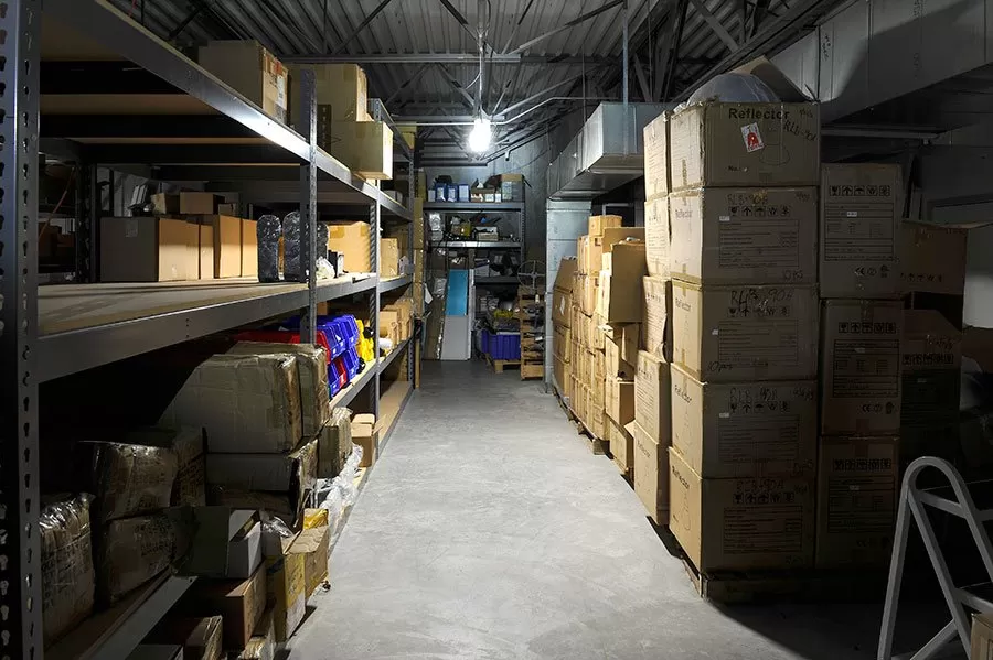 50W Vapor Tight LED Strip Light - 4' Long - 6,100 Lumens - 4000K/5000K 11 50W Vapor Tight LED Strip Light - 4' Long - 6,100 Lumens - 4000K/5000K - Image 11