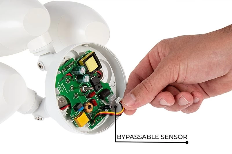 30W Integrated LED Motion Sensor Light - 2,700 Lumens - Adjustable 3 Head Security Light - 4000K - Natural White With Bronze Finish 6 30W Integrated LED Motion Sensor Light - 2,700 Lumens - Adjustable 3 Head Security Light - 4000K - Natural White With Bronze Finish - Image 6