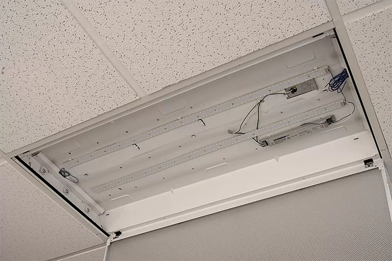 30W LED Magnetic Strip Retrofit Kit - 2x4 Troffer - 3200 Lumens - Dimmable - 3000K 5 30W LED Magnetic Strip Retrofit Kit - 2x4 Troffer - 3200 Lumens - Dimmable - 3000K - Image 5