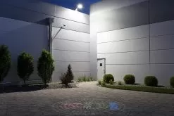 35W LED Dusk To Dawn Area Light - Integrated Photocell - 100W Equivalent - 4,200 Lumens - 3000K / 4000K -Lighting Decoration Store pole led lighting garden sbl