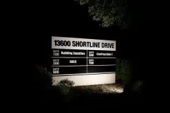 20W Knuckle Mount LED Spot Light - 60° Beam - Bullet Style - 70W MH Equivalent - 12V AC/DC - 2300 Lumens - 3000K 17 20W Knuckle Mount LED Spot Light - 60° Beam - Bullet Style - 70W MH Equivalent - 12V AC/DC - 2300 Lumens - 3000K -Lighting Decoration Store slkm x20 60 12v sign application