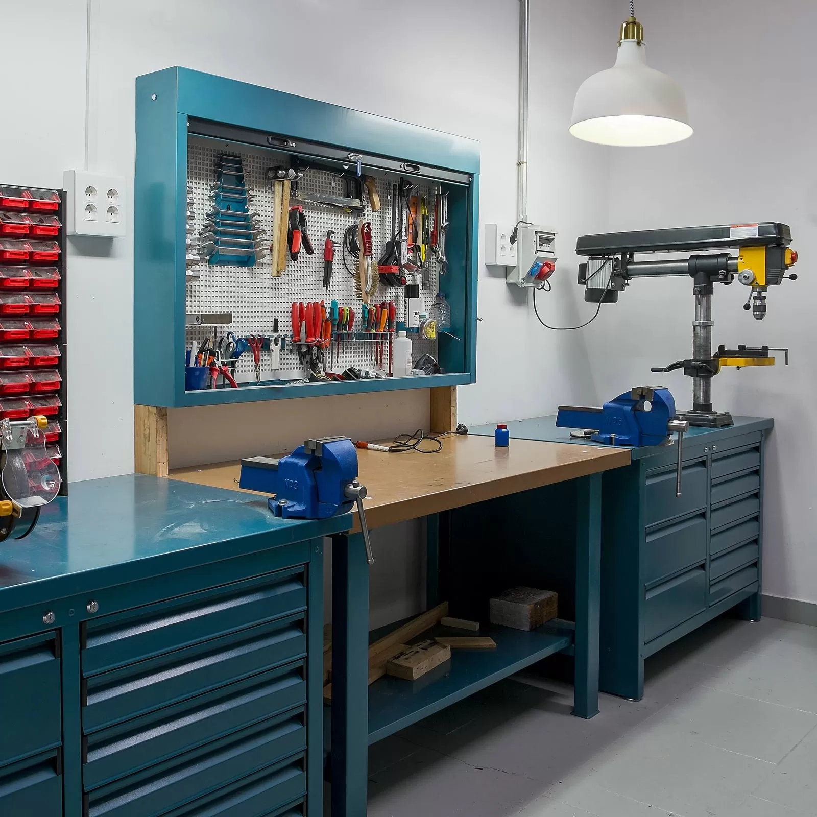 30W PS25 (A25) LED Bulb - Non-dimmable - 200W Incandescent Equivalent - 3750 Lumens - 4000K 4 30W PS25 (A25) LED Bulb - Non-dimmable - 200W Incandescent Equivalent - 3750 Lumens - 4000K - Image 4