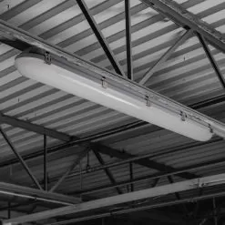 60W LED Linear Vapor-Proof Light - 4ft - 7,800 Lumens - 4000K / 5000K -Lighting Decoration Store vts4d k1 xk40f close up installed